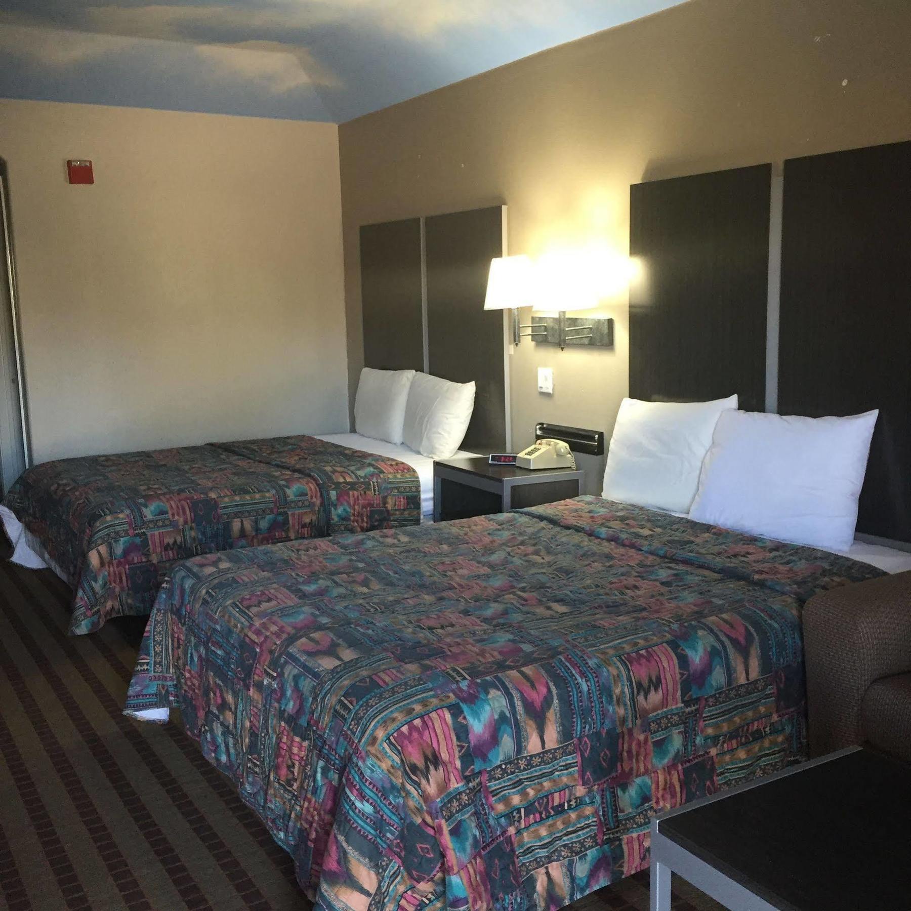 Camelot Inn And Suites Hobby Gulf Freeway Pasadena Luaran gambar